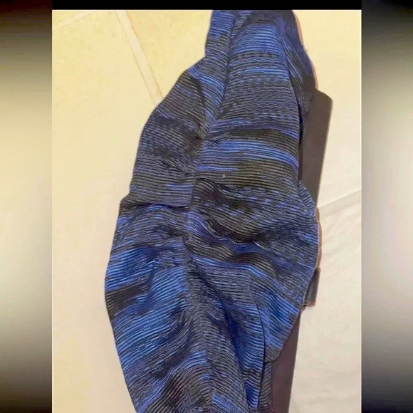 - VINTAGE COLE HAAN COLLECTION LINEN BLUE/BLACK LEATHER TOP FRAME CLUCH - Picture 3 of 10